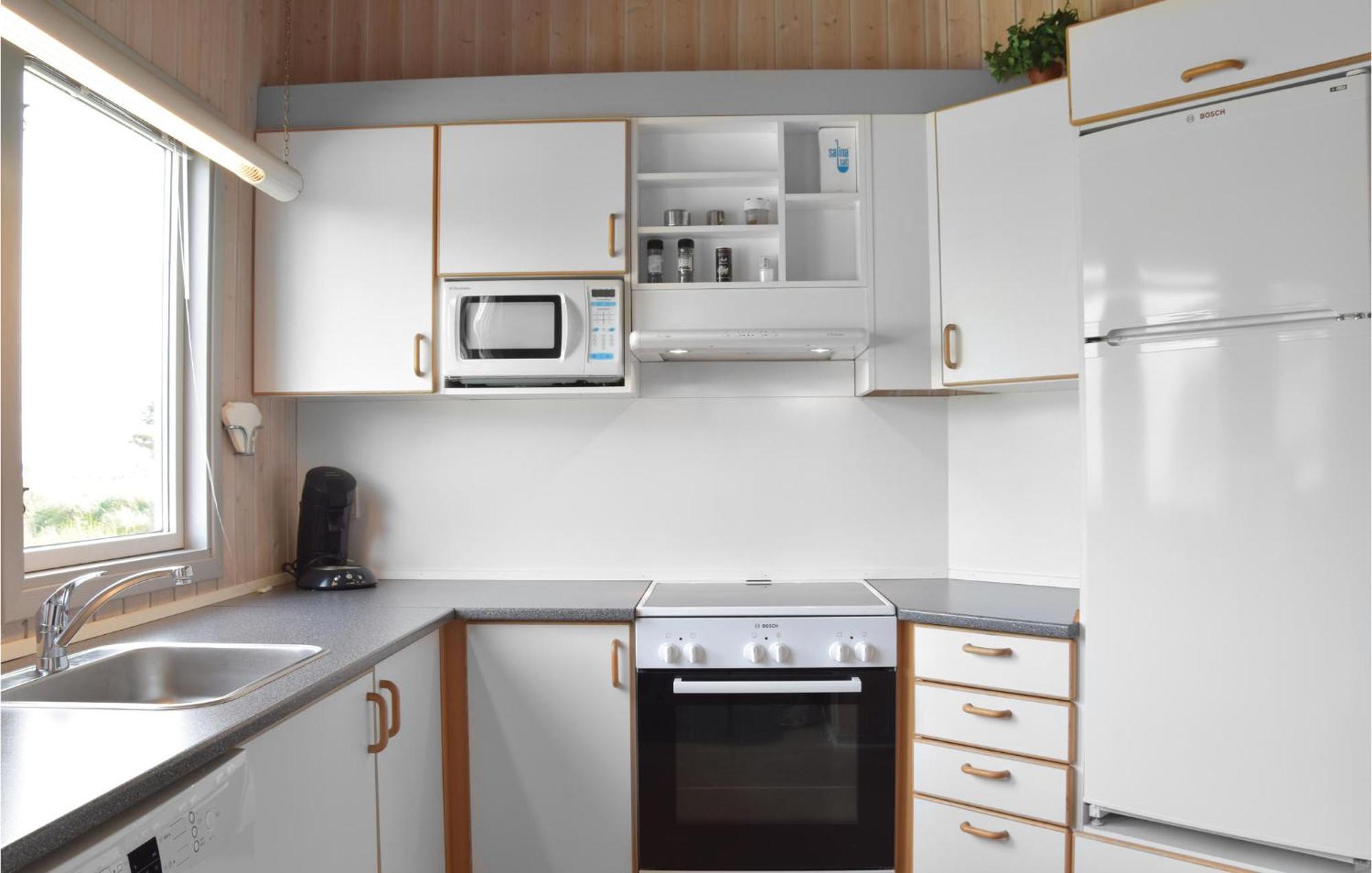 3 Bedroom Awesome Home In Hvide Sande Luaran gambar