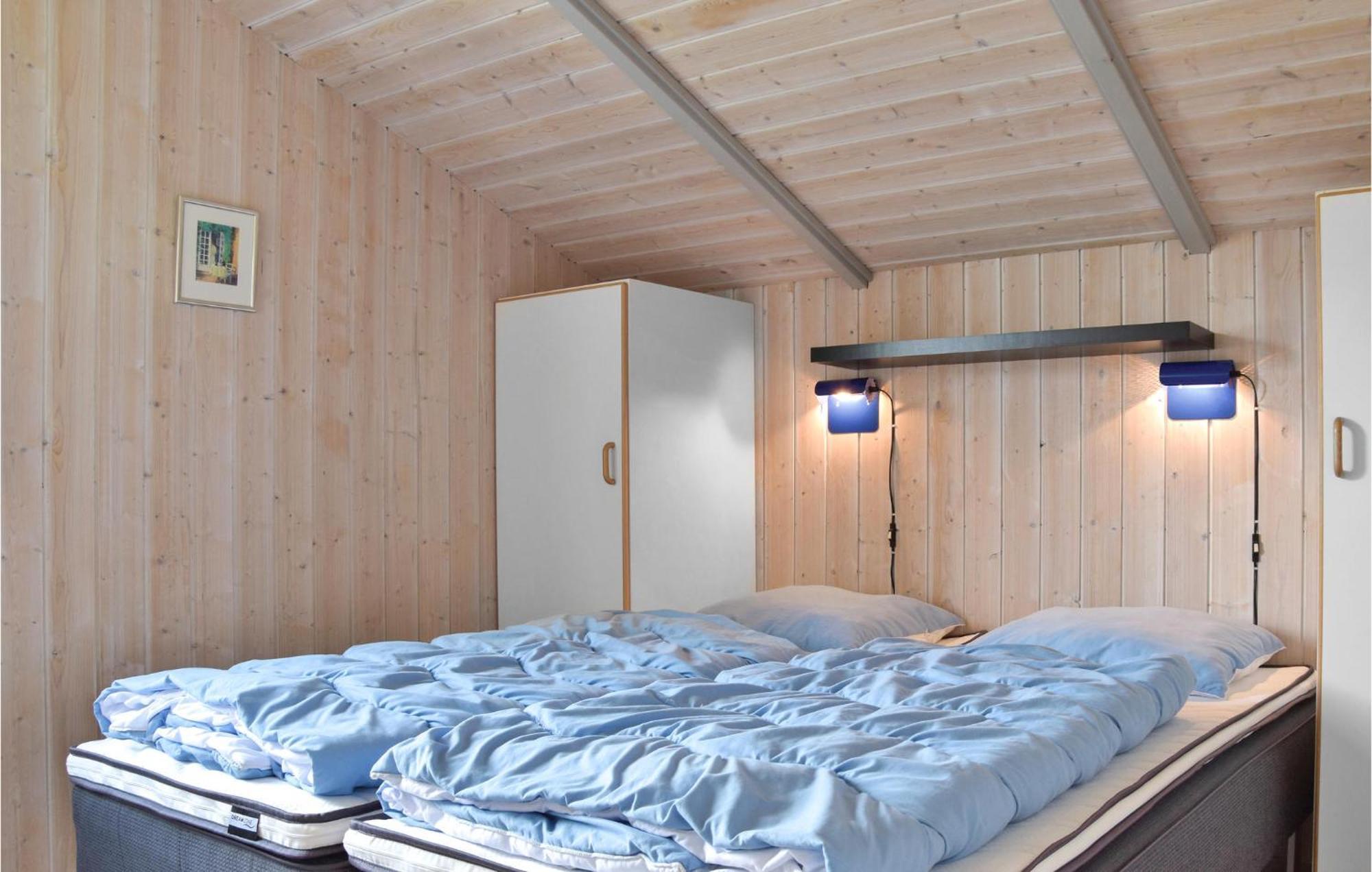 3 Bedroom Awesome Home In Hvide Sande Luaran gambar
